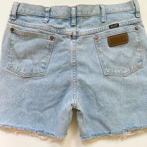 Vintage Wrangler Distressed Denim Jean Shorts